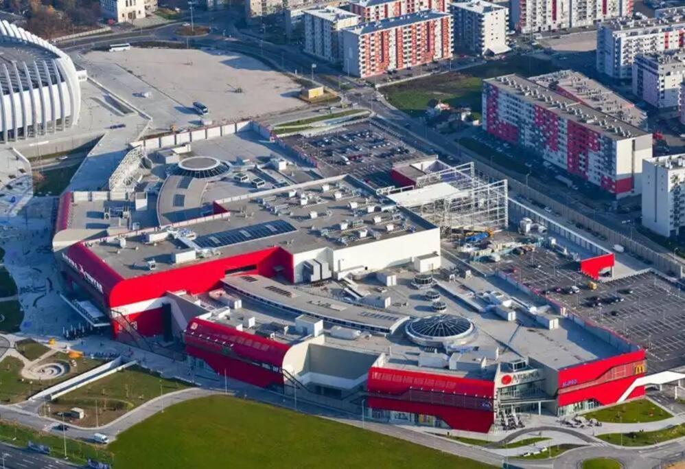 Sunny Day -arena , 2 Bathrooms, 102m², * Zagreb