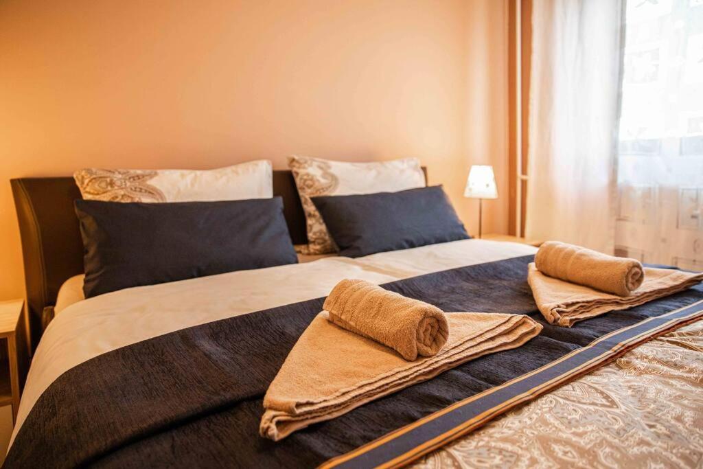 Apartment Sunny Day -arena , 2 Bathrooms, 102m²,