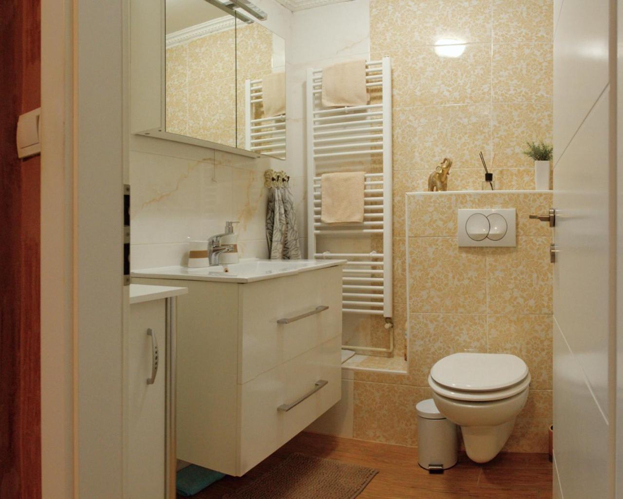 Sunny Day -arena , 2 Bathrooms, 102m², Apartment